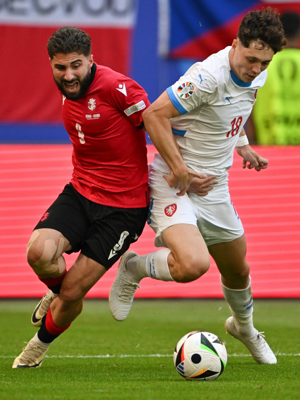 半岛体育在线登录-关于捷克队不敌对手，止步欧锦赛淘汰赛的信息