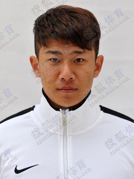 半岛体育下载入口官网-关于谢菲联教练组晒训练照，备战下一场比赛的信息