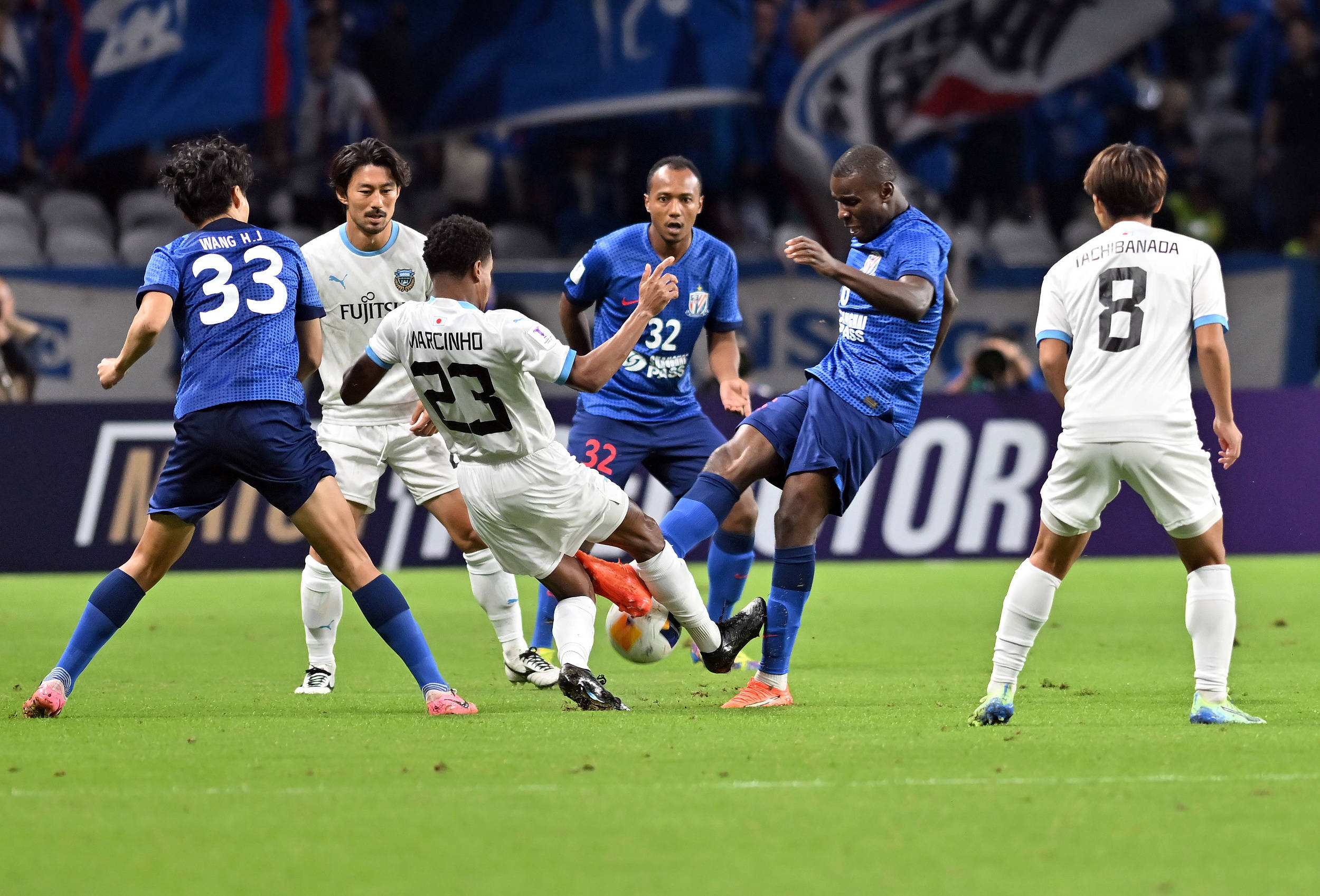 半岛体育app下载官网-国际足球赛事火热开启，比赛场面激动人心