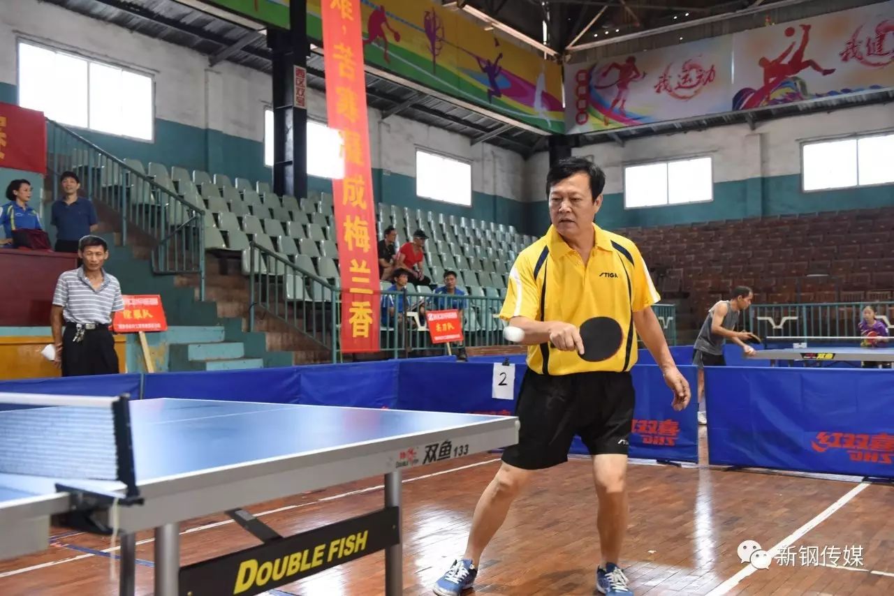 半岛体育登录入口-国际友谊赛上献计献策，赢得掌声